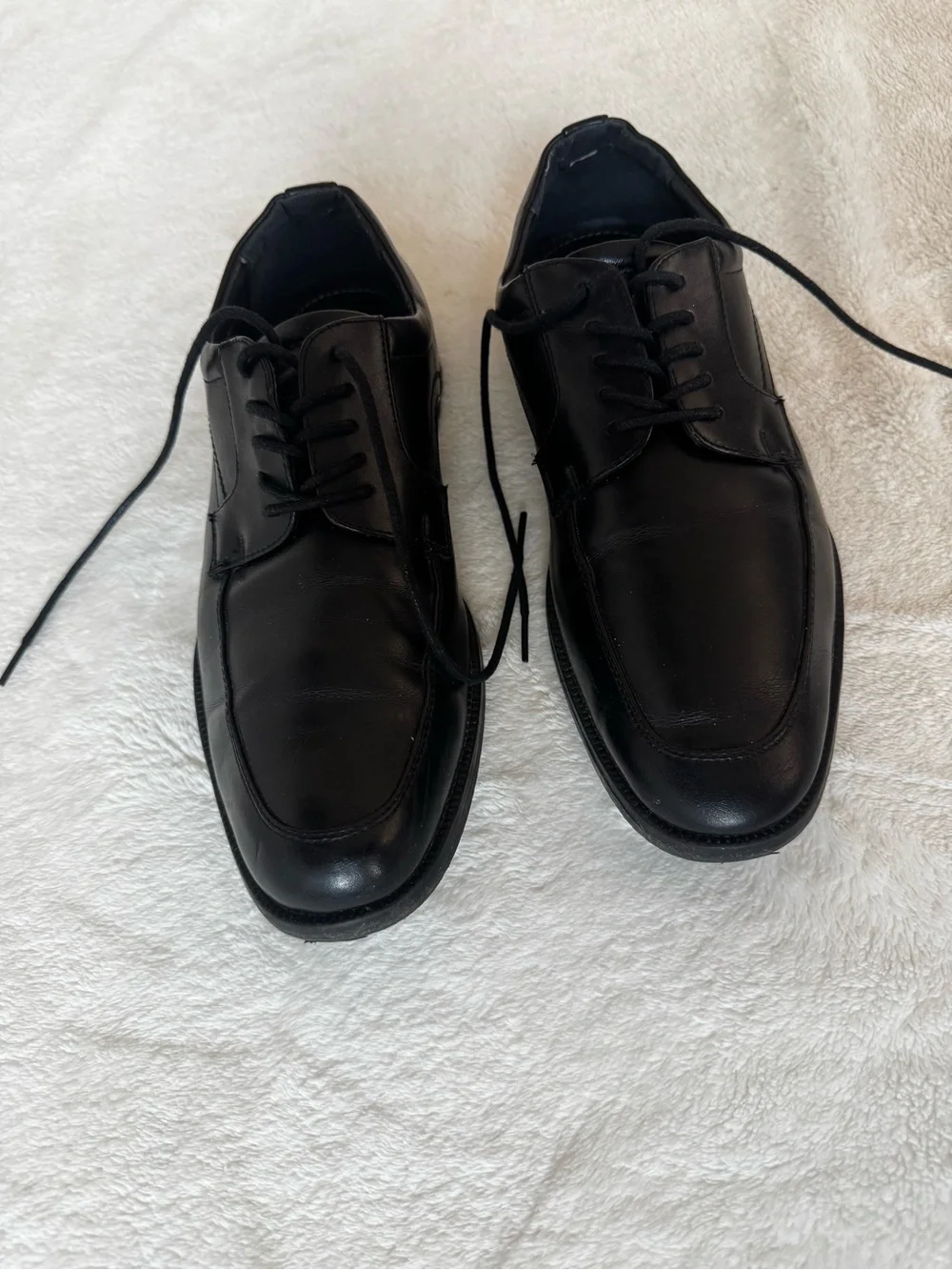 Van Heusen Black Lace-Up Leather Derby Shoes